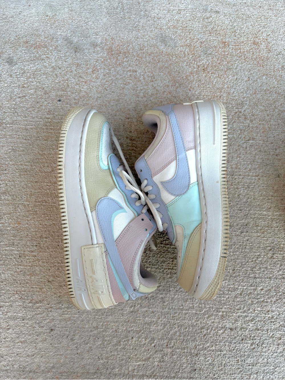 Nike Airforce Size 8 Pastel Multi-Color Low-Top Sneakers